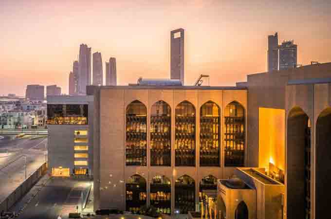 Gross banks’ assets surge to $1.3bn at end of March: CBUAE