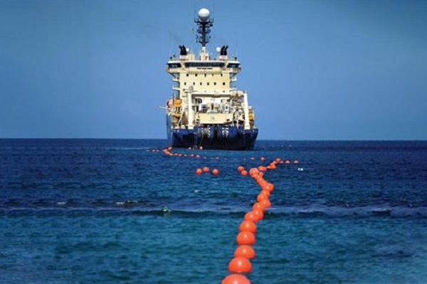 Omantel, du announce activation of 275-km OEG submarine cable