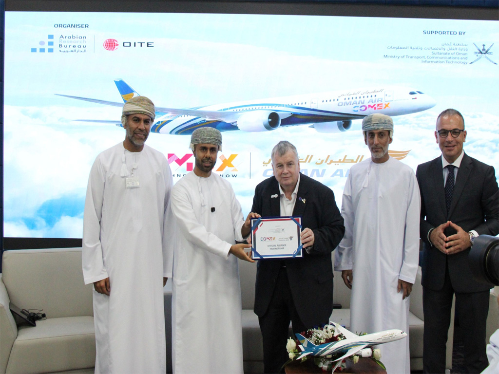 Oman Air named official airline partner for COMEX 2025