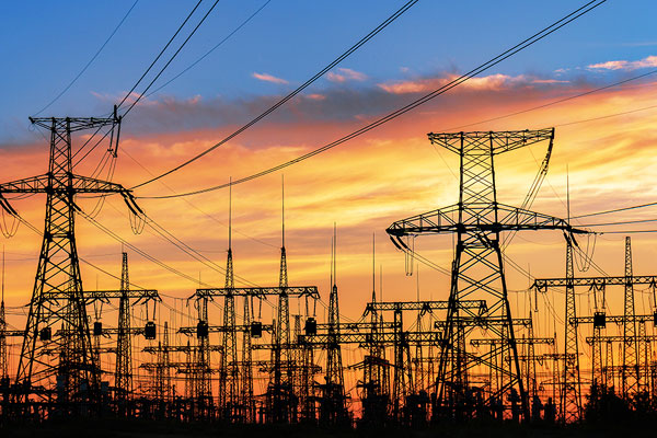 Saudi Electricity Company awards $906m power project contracts
