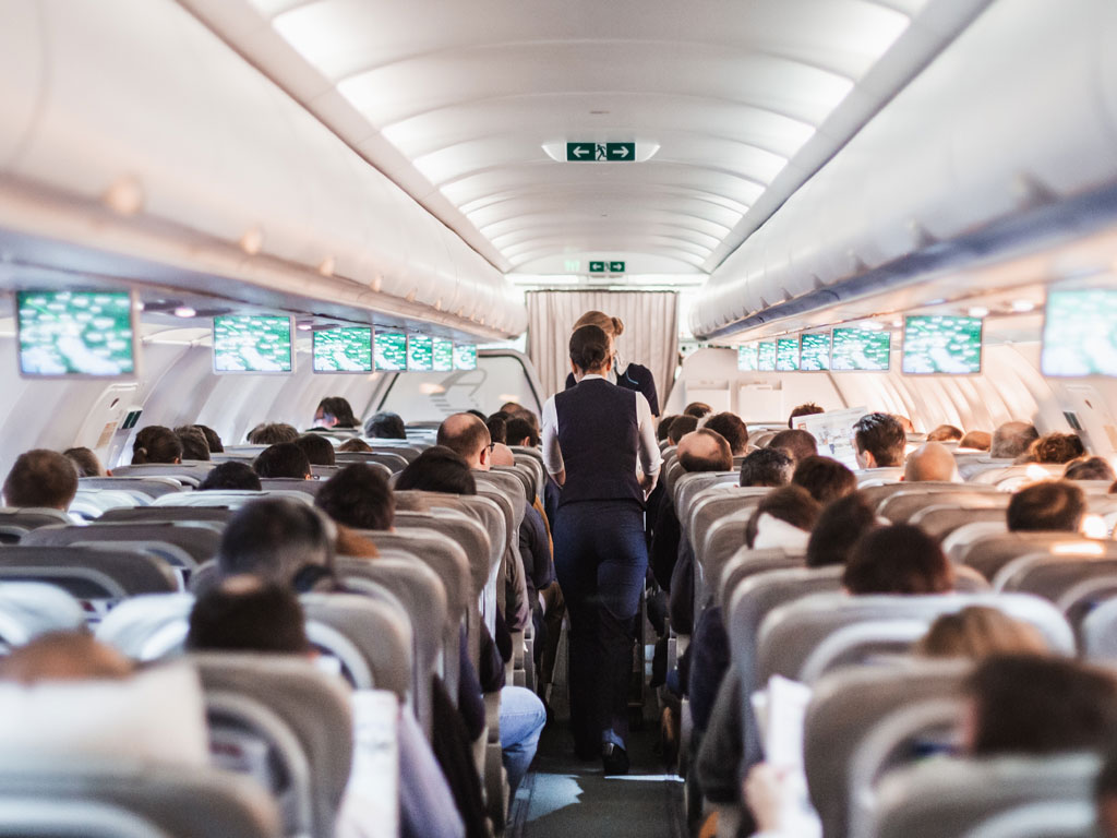 International passenger growth slows to 2.6% in June