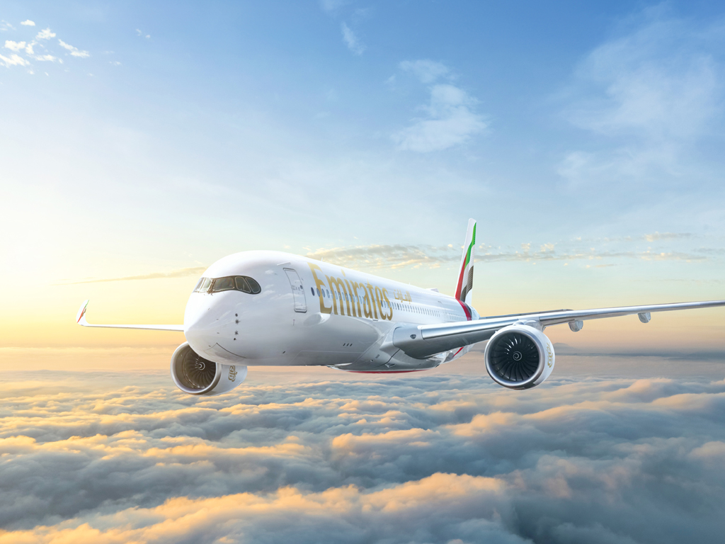 Emirates to add fourth daily flight to London Gatwick