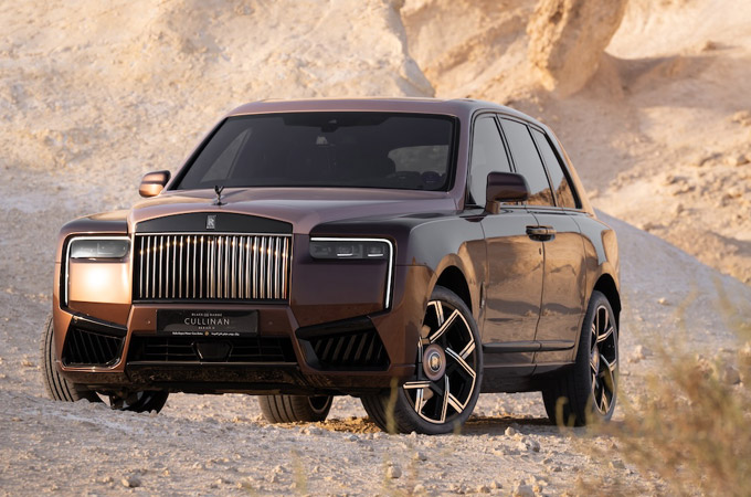 Rolls-Royce offers bespoke Black Badge Cullinan 'Desert Sunset' 