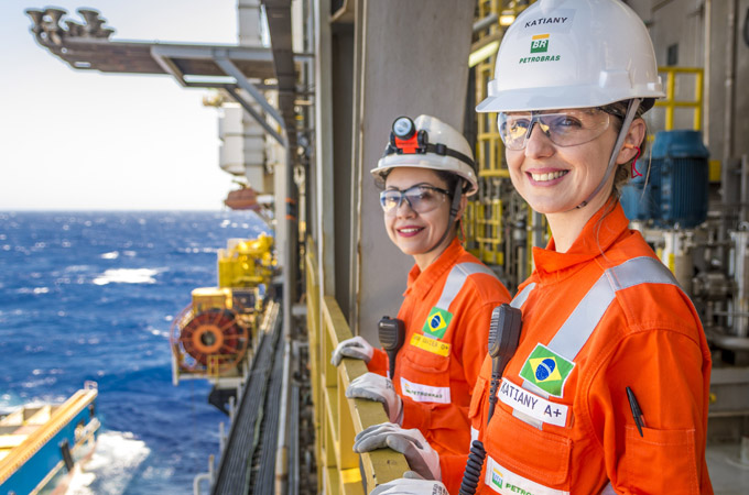 Petrobras to return to Nigeria, 5 MoUs signed